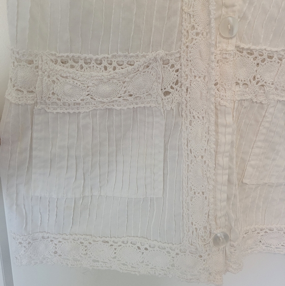 Vintage Crochet Detail Vest - Picture 2 of 8